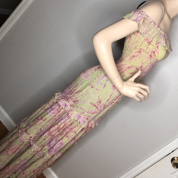 Off shoulder Maxi Dress - Picture 13 of 16